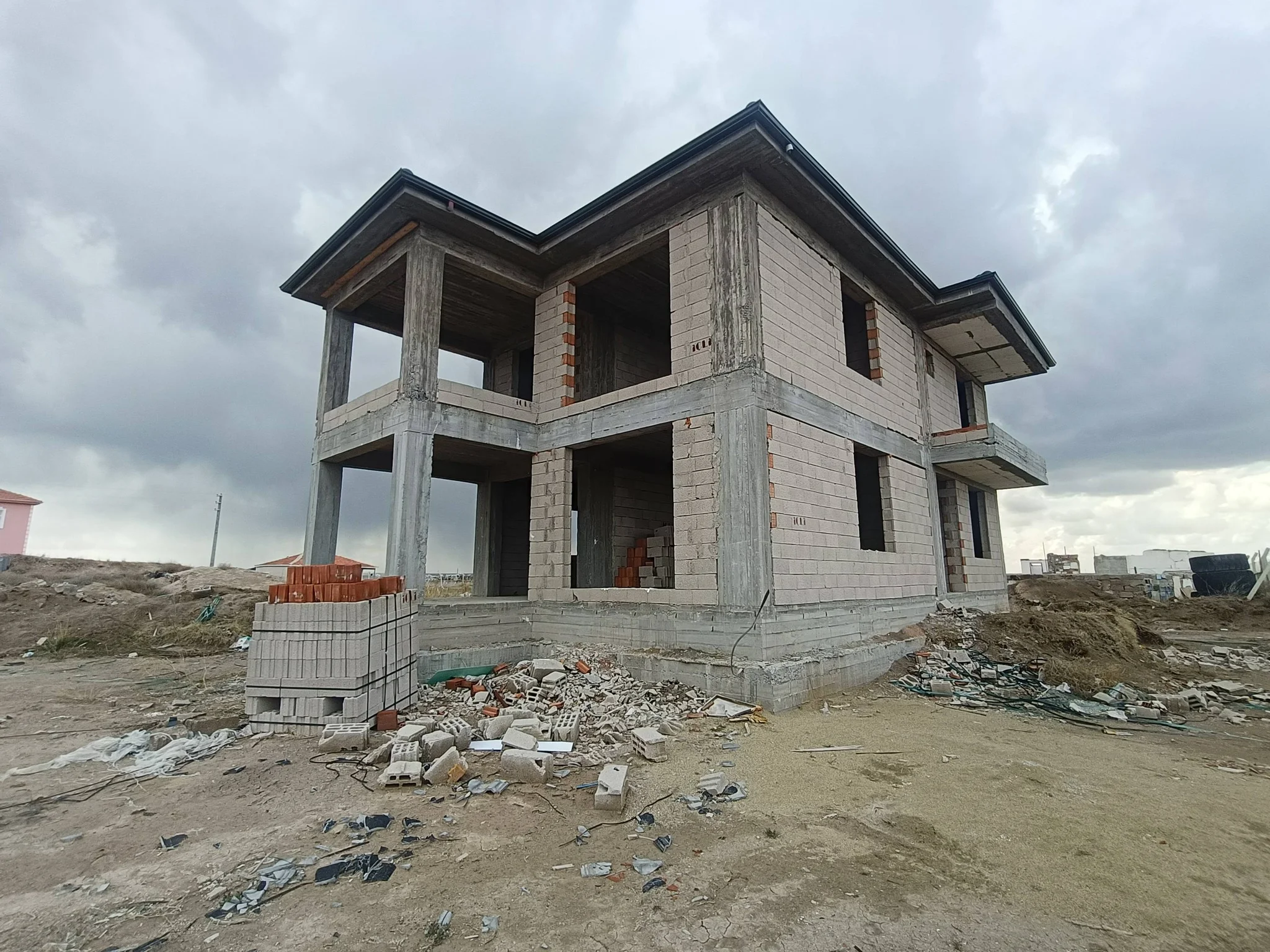 SAĞLIK DA 4+1 VİLLA